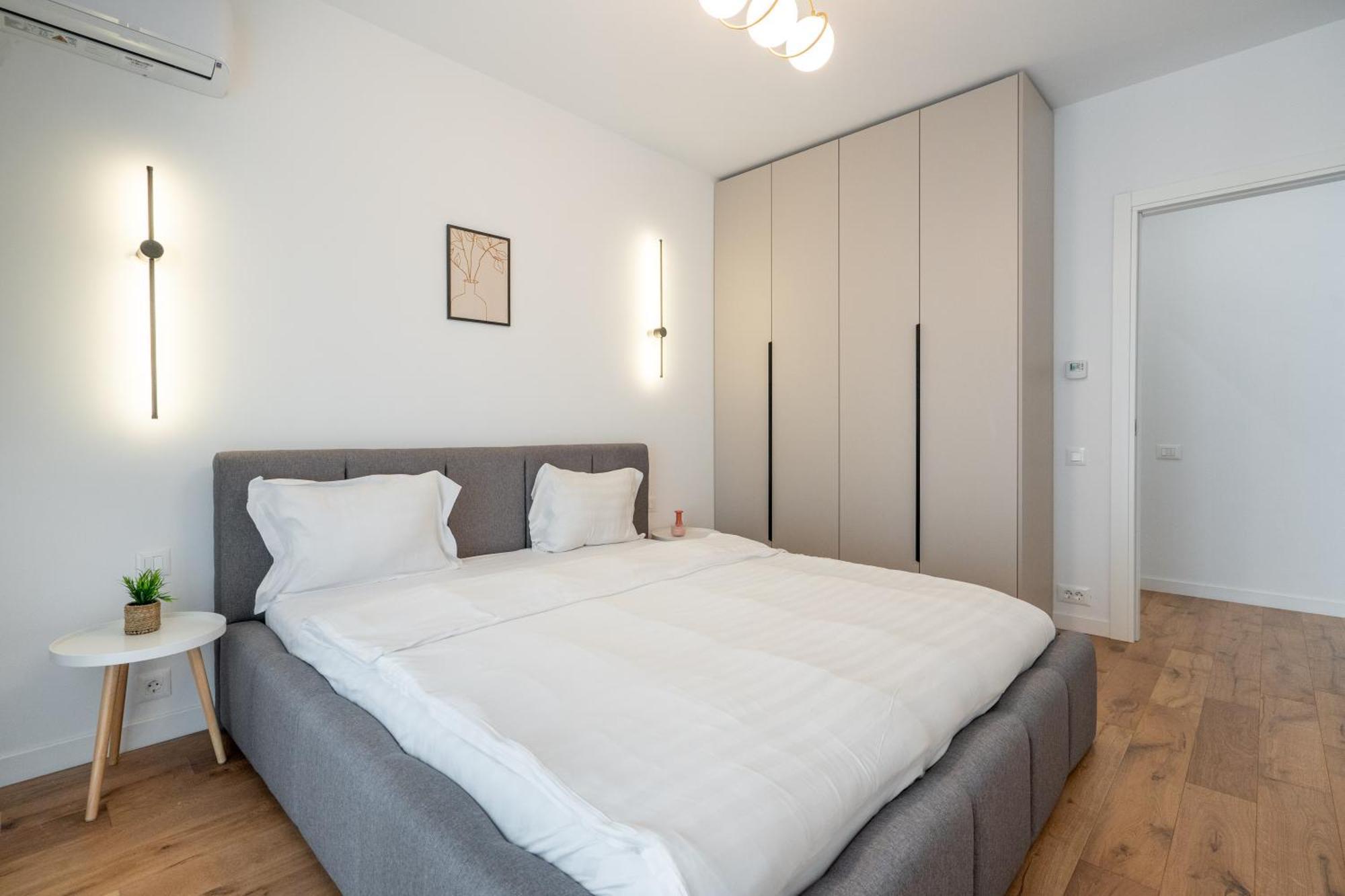 The Bronze Loft - One Cotroceni *