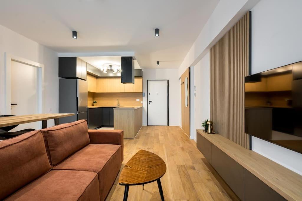 The Bronze Loft - One Cotroceni Bucureşti