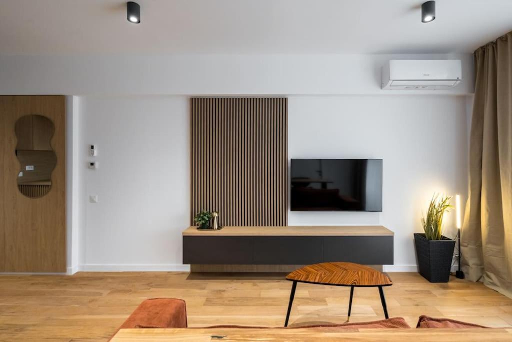 The Bronze Loft - One Cotroceni Apartament Bucureşti